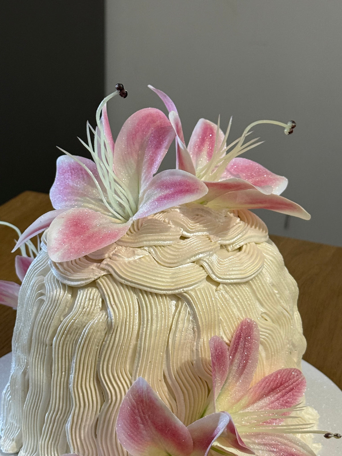 LYLYS CAKE