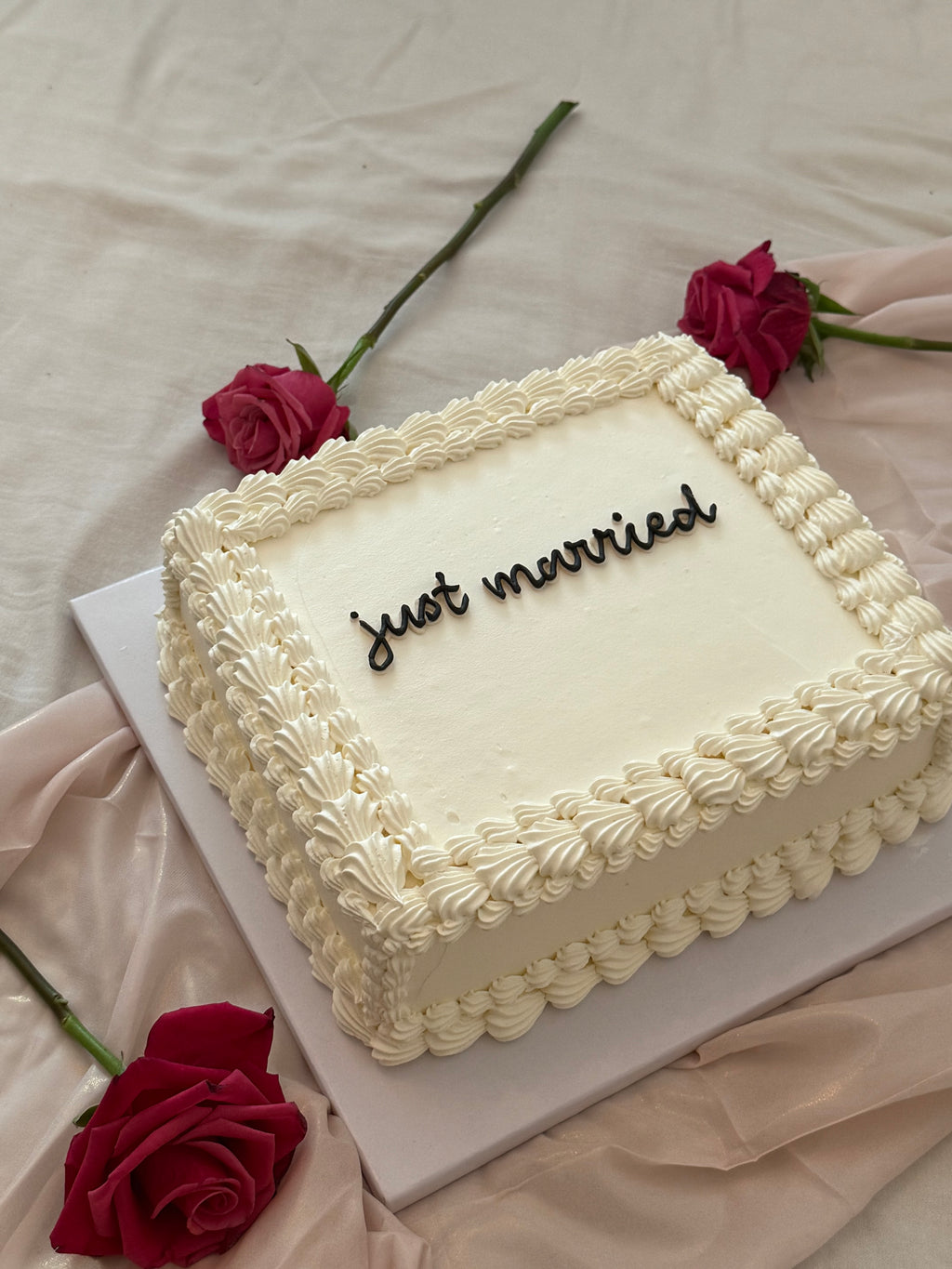 RECTANGULAR VINTAGE WEDDING