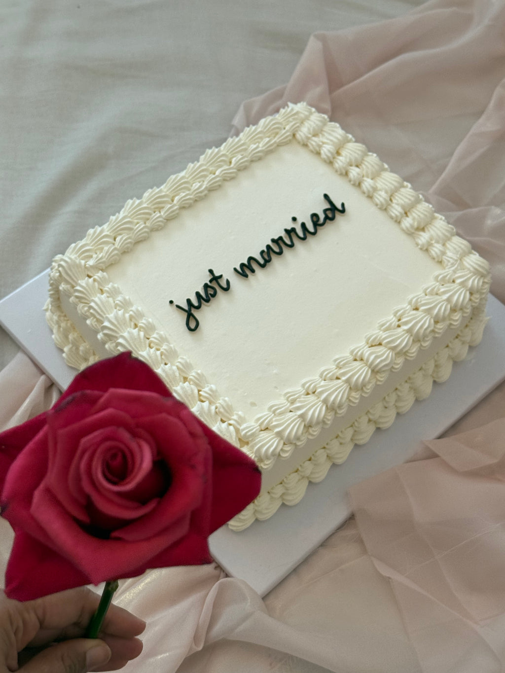 RECTANGULAR VINTAGE WEDDING