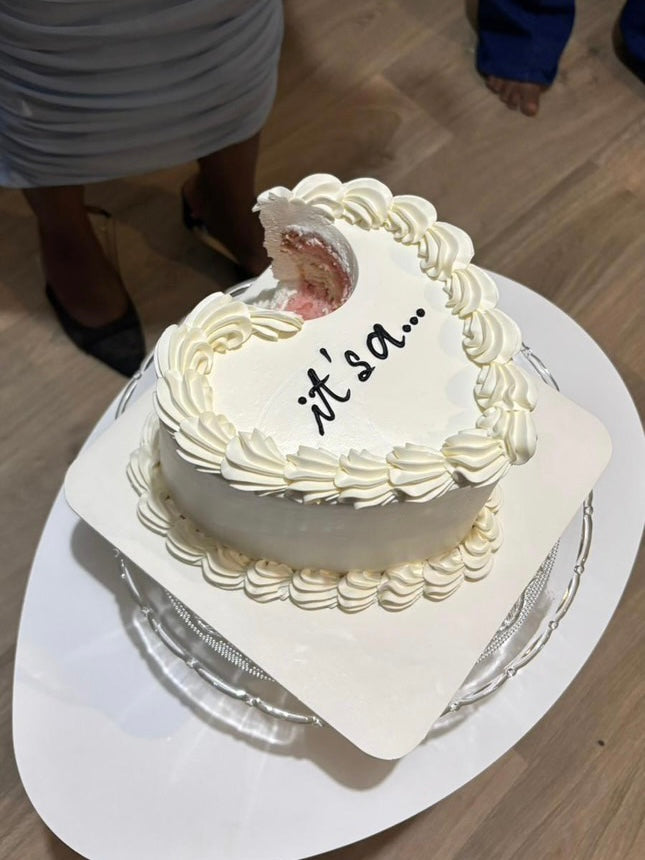 GENDER REVEAL 01