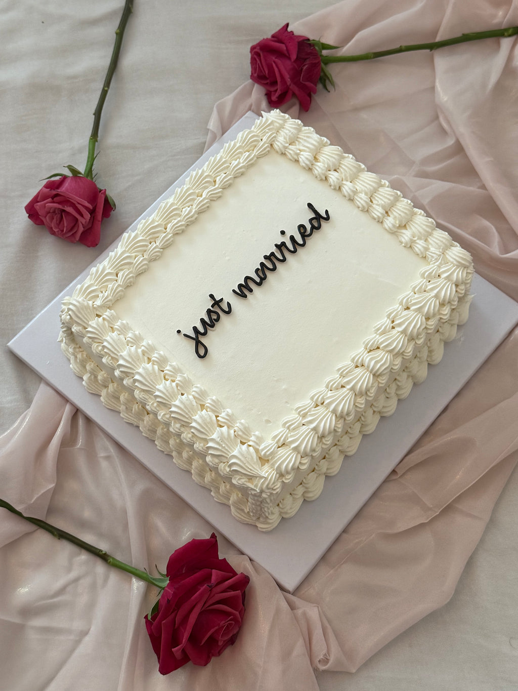 RECTANGULAR VINTAGE WEDDING