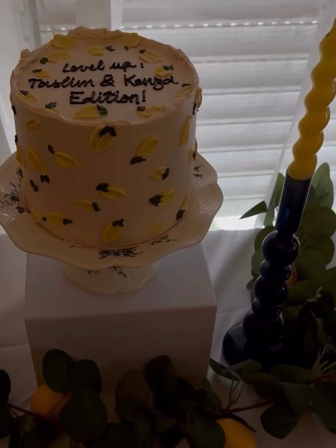 LEMON CAKE